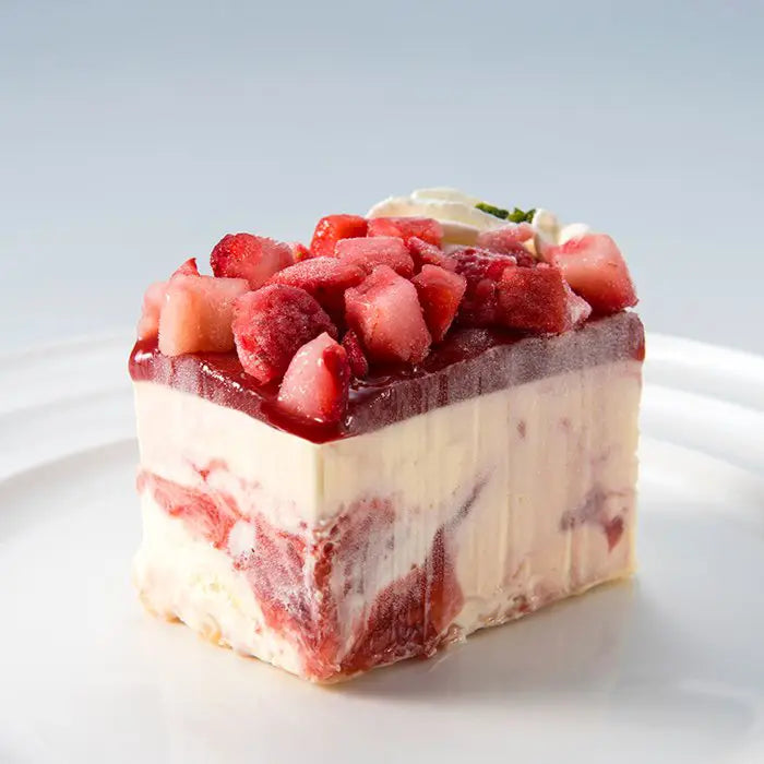 【銀座千疋屋】ストロベリーアイスケーキ【送料込み】
