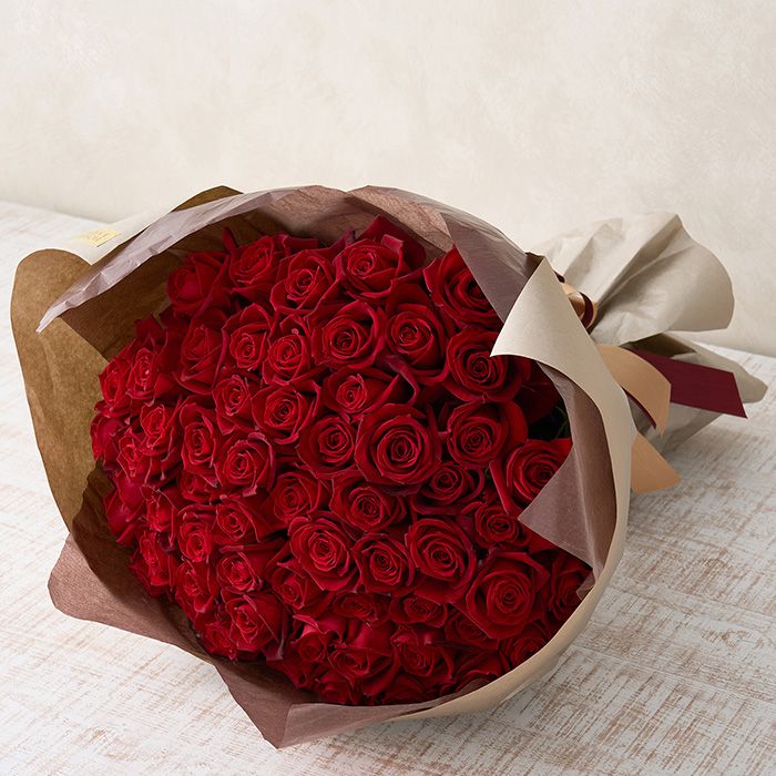 深紅のバラ サムライ60本ブーケ