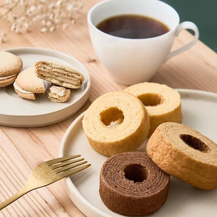 【お歳暮限定】ひかりがさね ふんわりバームと珈琲の詰合せ 10個