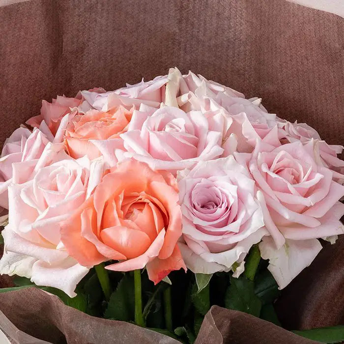 ホシファーム 届いた姿でそのまま飾れるスタンディング薔薇ブーケ スイート12本【産地直送品・送料込み】