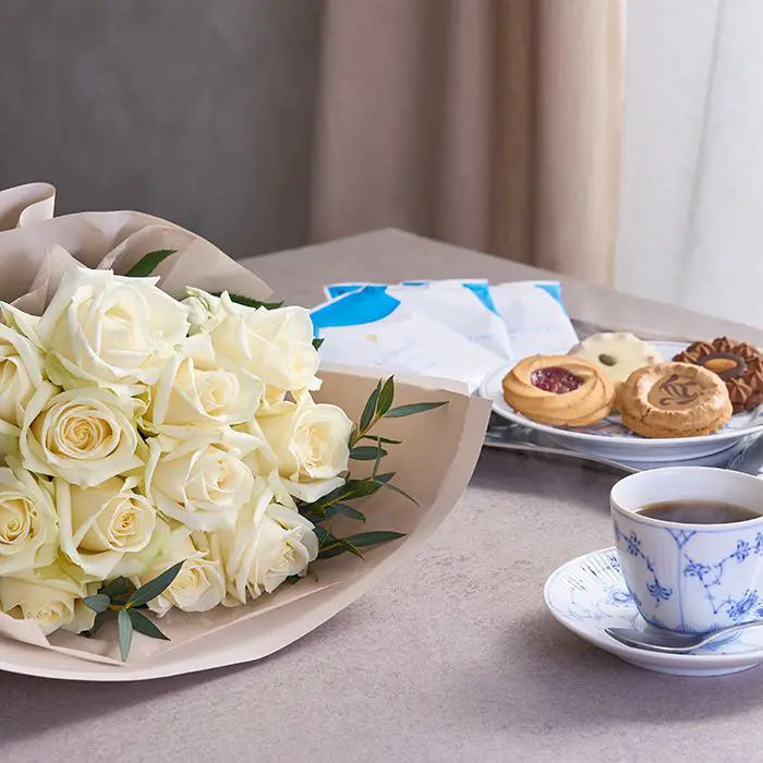 フリル12本ピュア&4種の焼き菓子とRCDC ドリップコーヒーセット7個【産地直送品・送料込み】