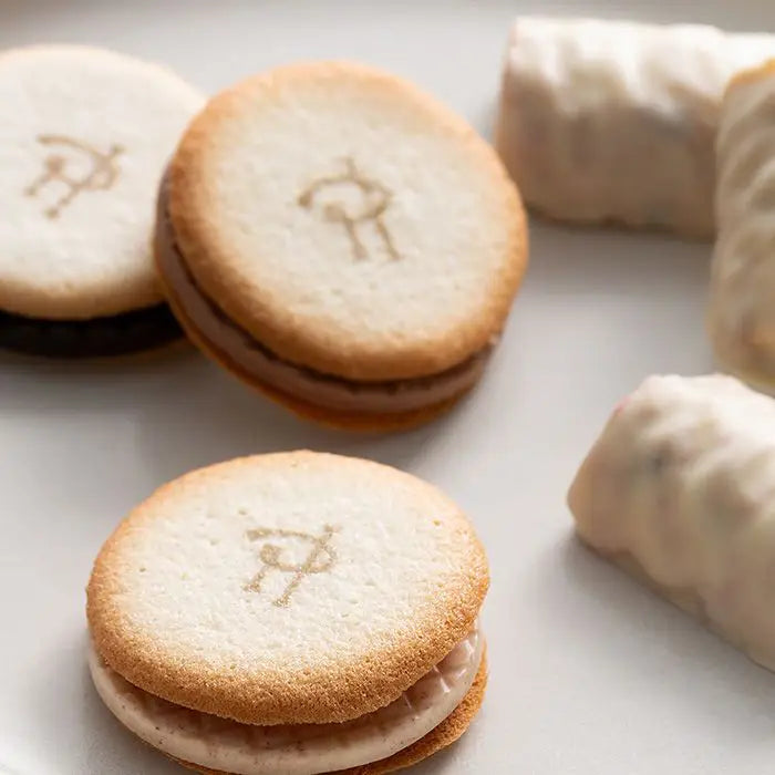 ピエール・エルメ・パリ ラングドシャ&クラクラック 9個