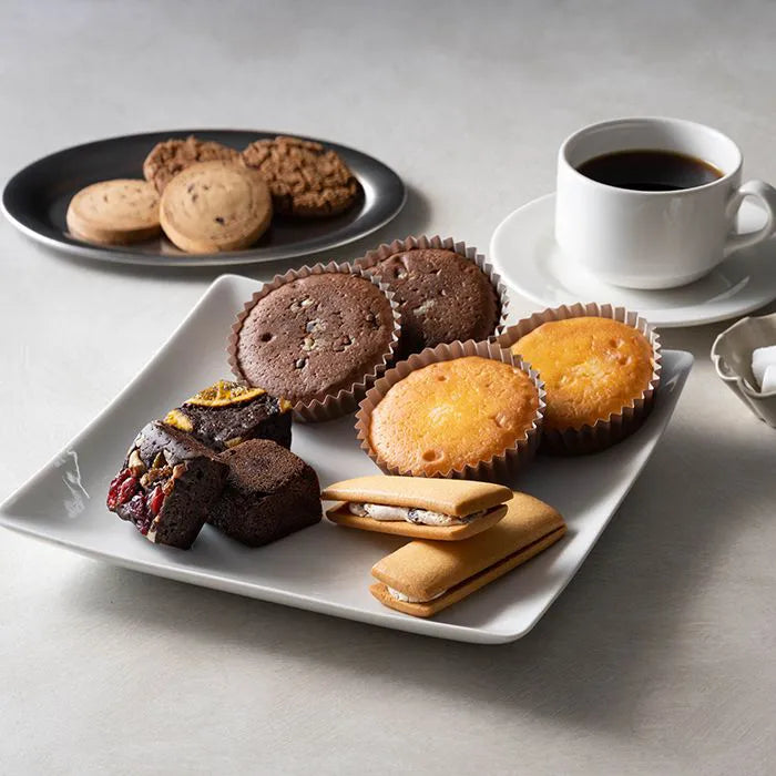 ホテルオークラスイーツ&コーヒーギフト 17個