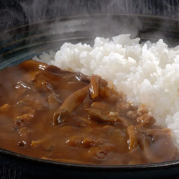 れすとらん100年民家「黒釜」のきのこと近江牛のカレー7食セット