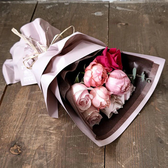 ホシファーム フリルブーケ スイート8本&銀座千疋屋 銀座チョコパウンドケーキ