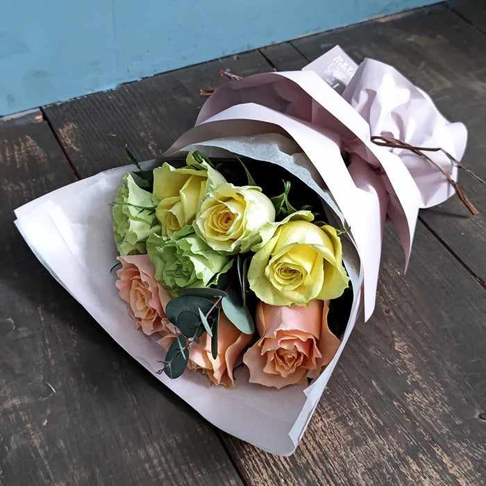 ホシファーム フリルブーケ パッション8本&ホシフルーツ 贅沢ブラウニー 6個