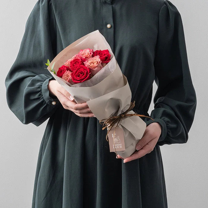 ホシファーム フリルブーケニュアンスレッド8本&ホシフルーツ 贅沢ブラウニー6個