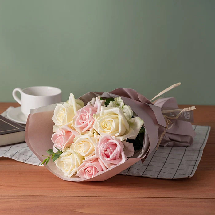 ホシファーム フリルブーケ ホワイトピンク 8本&フィナンシェ・ティー7個