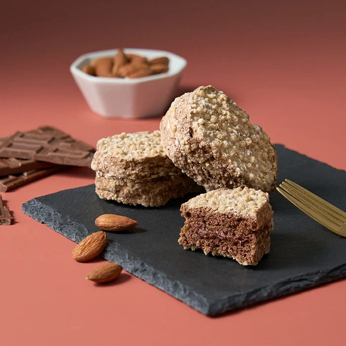 フリル8本ニュアンスピンク&リーガロイヤルアーモンドショコラ4個