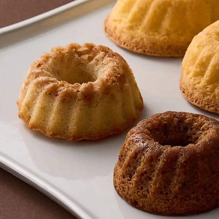 Toshi Yoroizuka KOUGLOF COLLECTION 12個