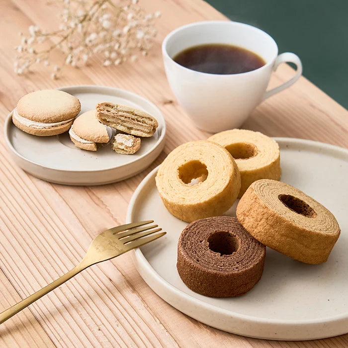 ひかりがさね ふんわりバームと珈琲の詰合せ 10個｜お菓子・スイーツ