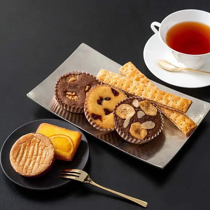 【お歳暮限定】リーガロイヤルホテル　ロイヤル・ガトー・アンサンブル　１１個