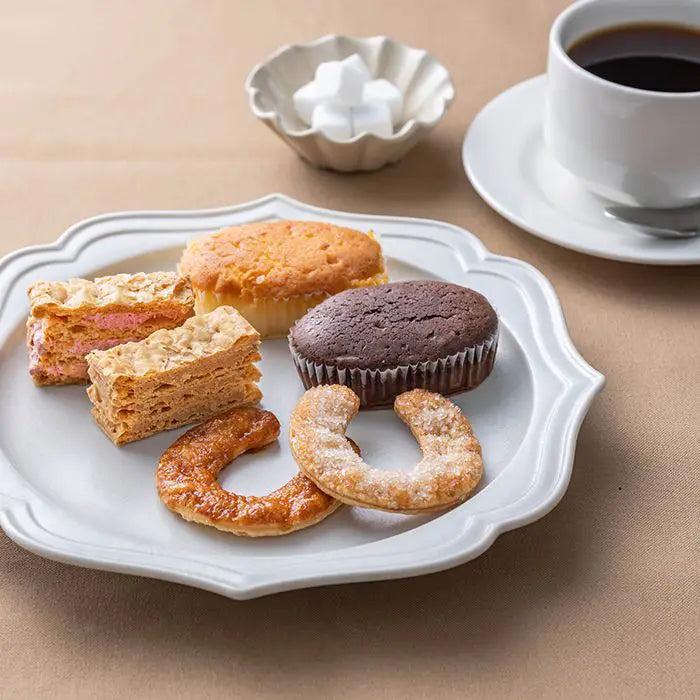 【お歳暮限定】ガトー・ド・ボワイヤージュ　横浜馬車道スイーツセレクション　１５個