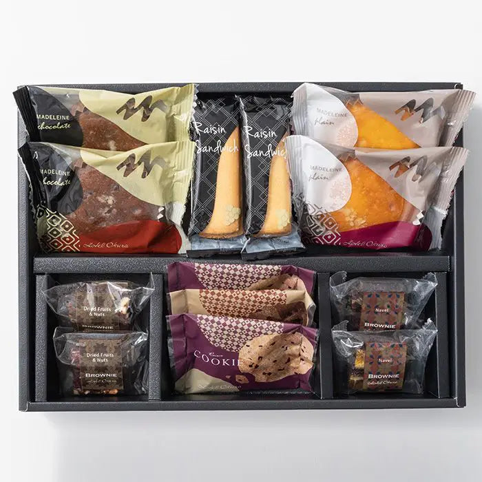 【お歳暮限定】ホテルオークラスイーツギフト　１３個