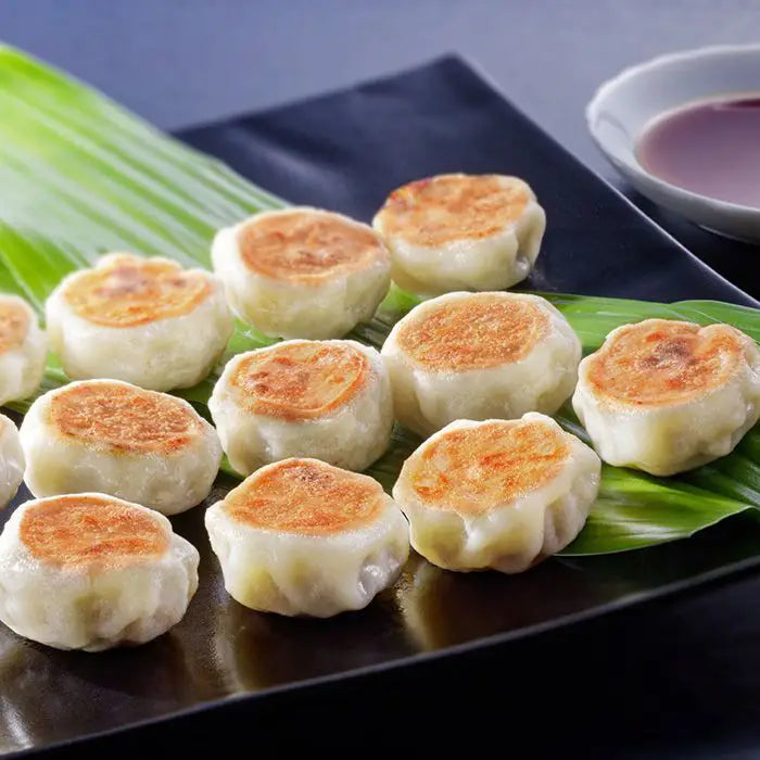 【お歳暮限定】芦屋　伊東屋謹製　黒豚のジューシー焼き小籠包　３袋セット