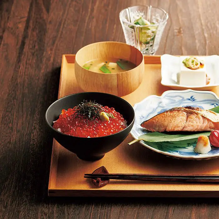 【お歳暮限定】北海道　銀毛新巻鮭といくら