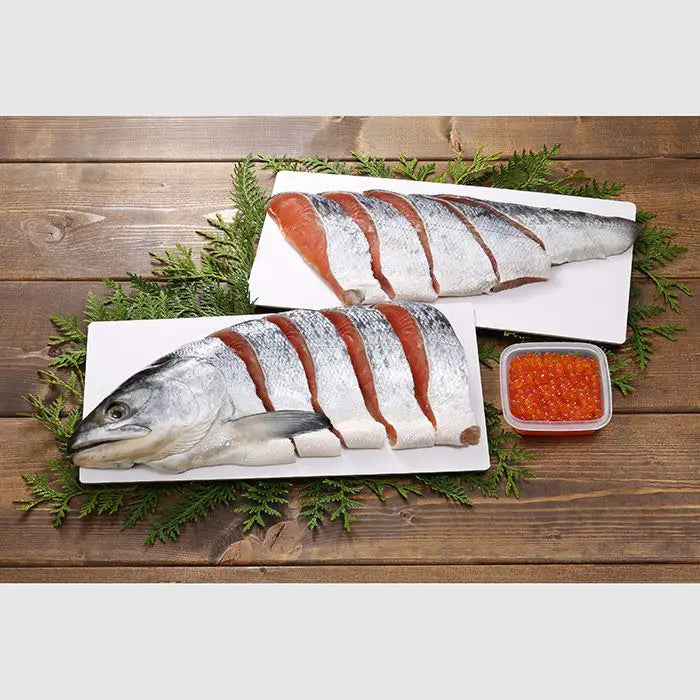 【お歳暮限定】北海道　銀毛新巻鮭といくら