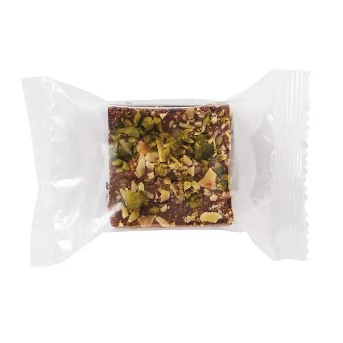 ホシフルーツ　ナッツとドライフルーツの贅沢ブラウニー　ピスタチオ＆アーモンド