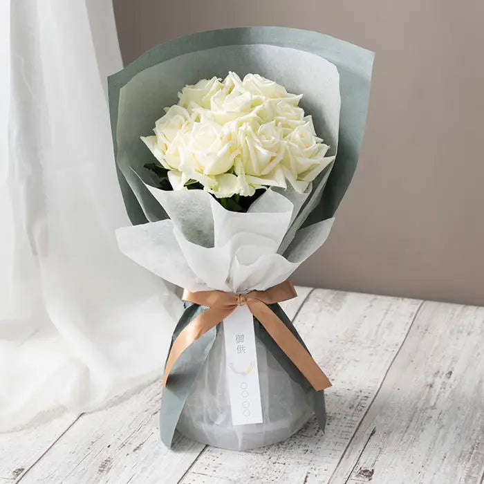 ホシファーム　届いた姿でそのまま飾れるスタンディング薔薇ブーケ　ピュア８本【産地直送品・送料込み】