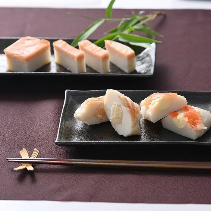 北海道・出塚水産　海鮮かまぼこセット［１２個］