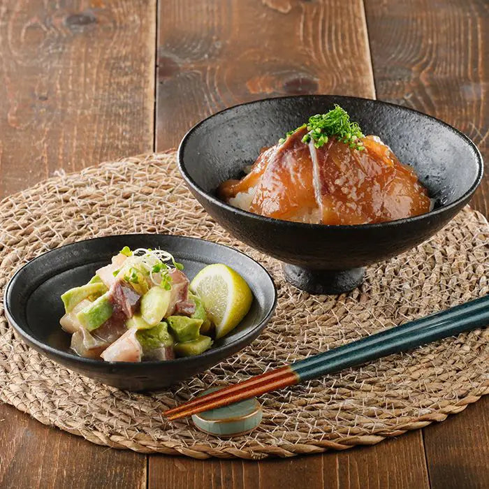 朝〆ぶりのごまだれ漬け丼用とアボカドのポキ