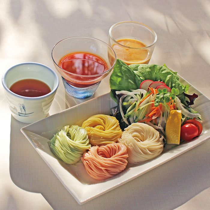 【73132】夏野菜の彩り三輪素麺と３種のつゆ【ご注文締切：～8/2 AM10:00】